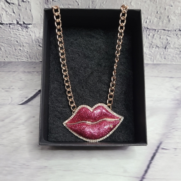 Betsey Johnson Jewelry - Betsey Johnson Pink Glitter Lips Necklace NWT